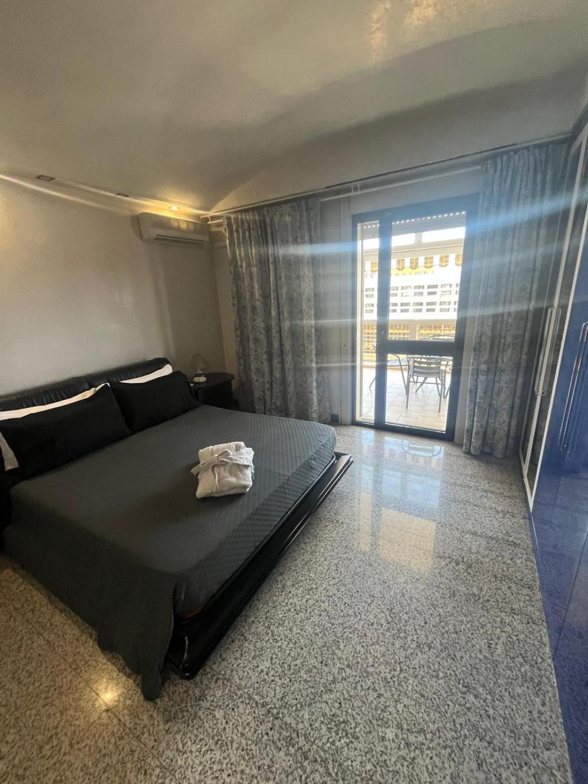 Margo Apartment Bari Bagian luar foto