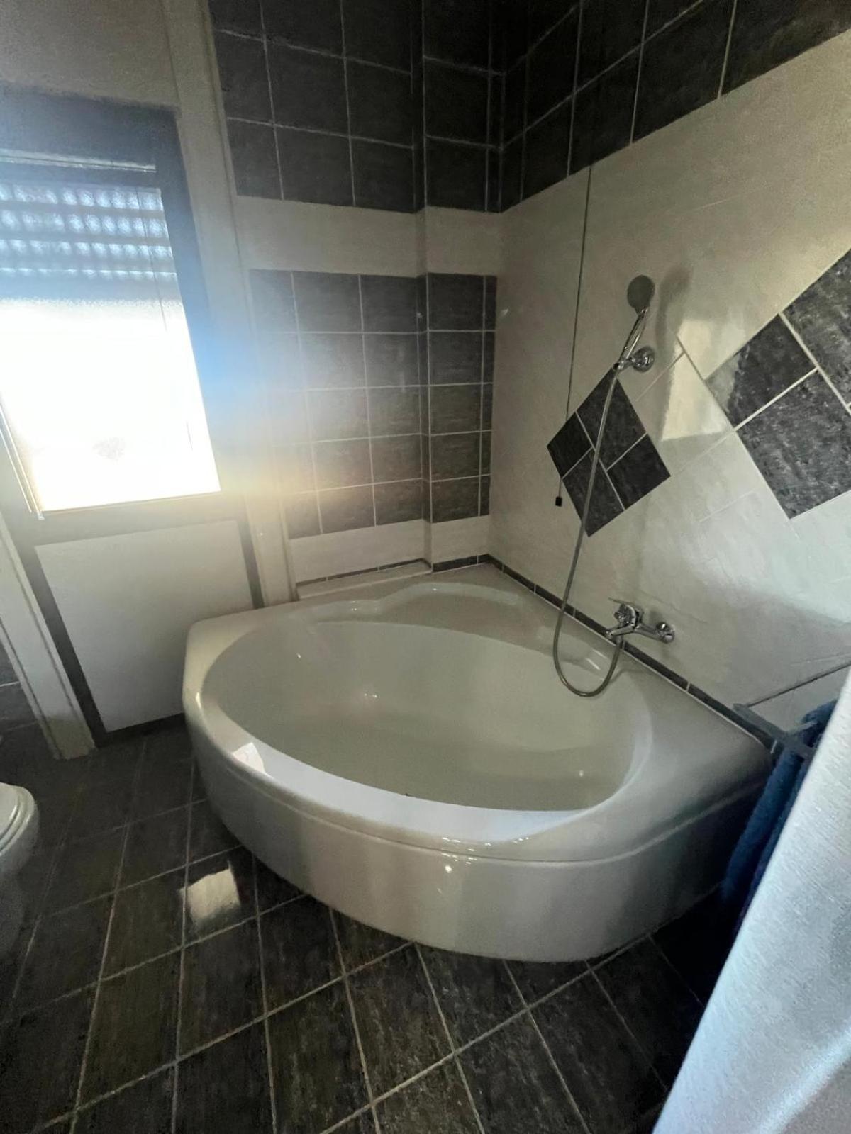 Margo Apartment Bari Bagian luar foto
